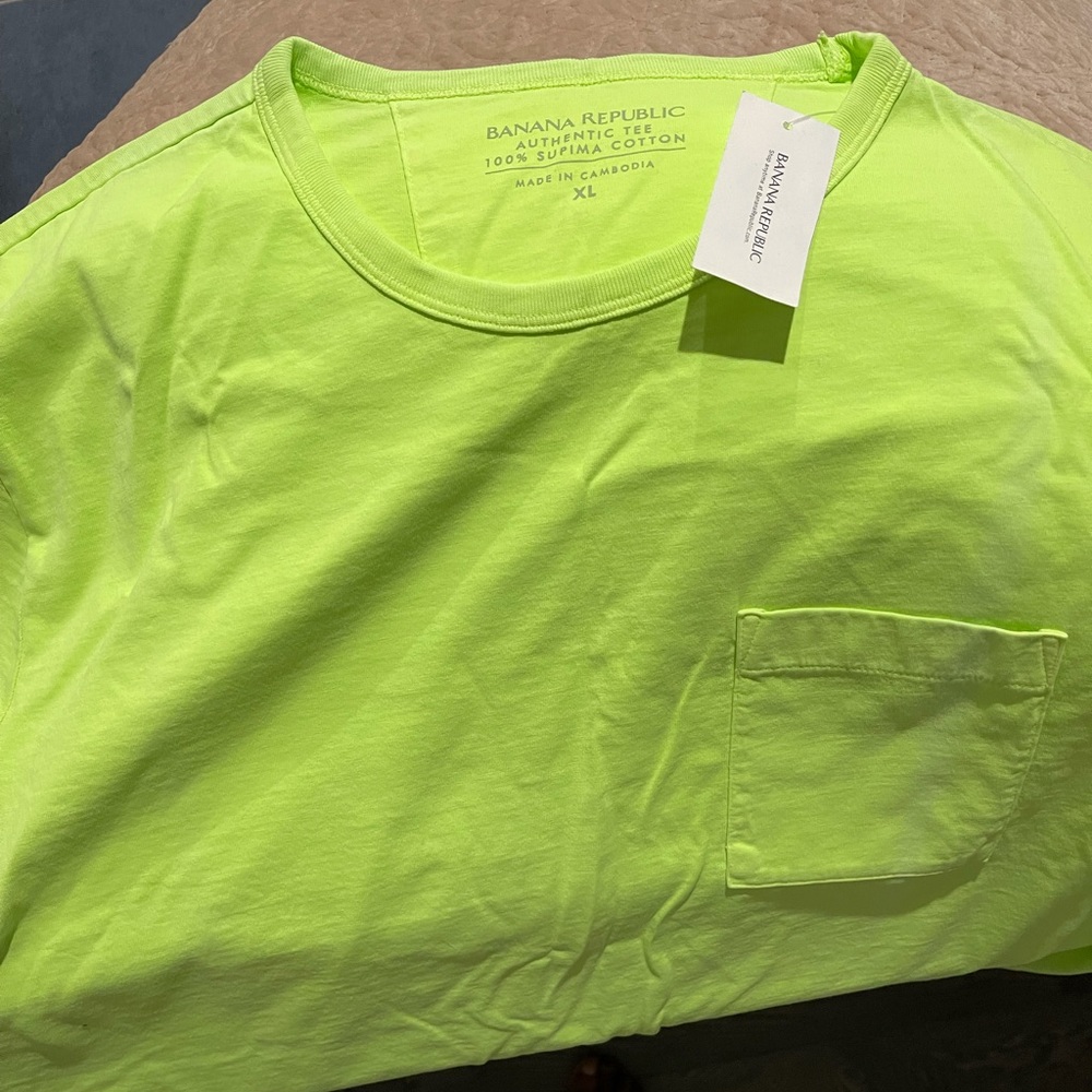 Brand new pima fit banana republic tee